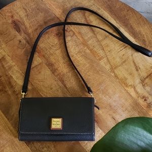 DOONEY & BOURKE Black Leather Crossbody Purse - Wallet - Clutch